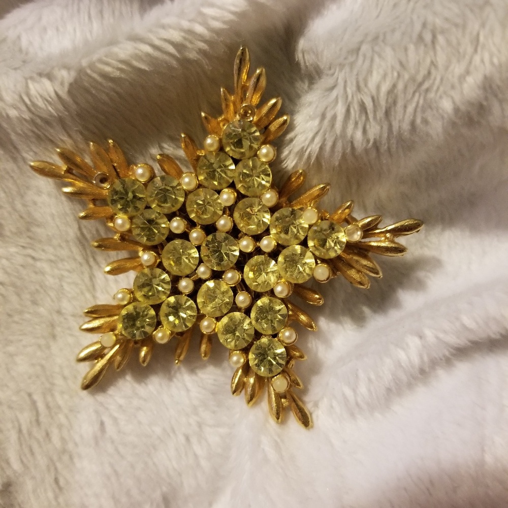 3 brooches